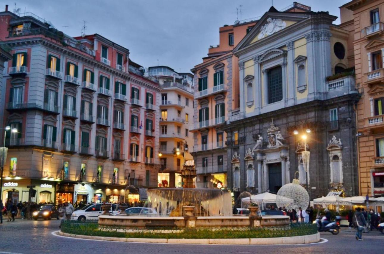 Relais Santa Chiara Apartment Naples